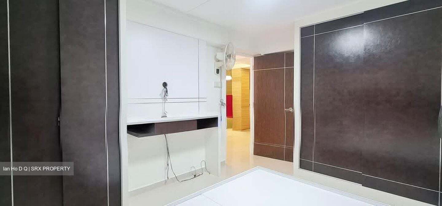 Blk 20 Dover Ville (Queenstown), HDB 3 Rooms #567692731